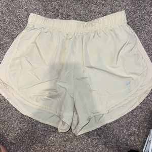 NIKE Tan Tempo Running Shorts L